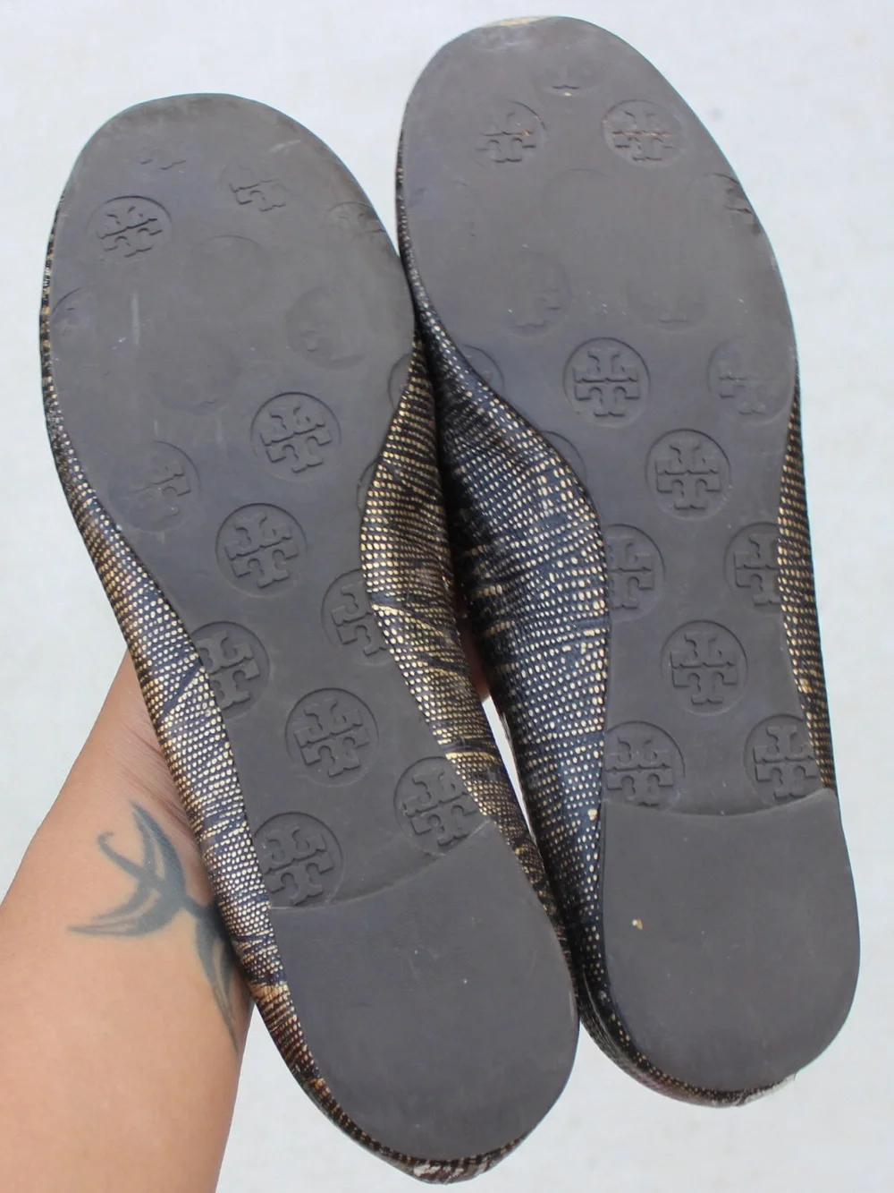 Tory Burch Black/Gold Reva Flats Sz (7.5 - 8)